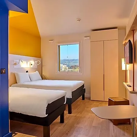 Ibis Budget Annemasse 호텔